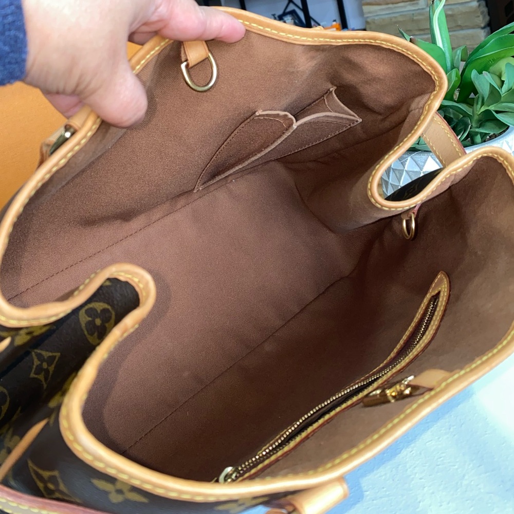Louis Vuitton Brown Monogram Tote Bag - Picture 15 of 17